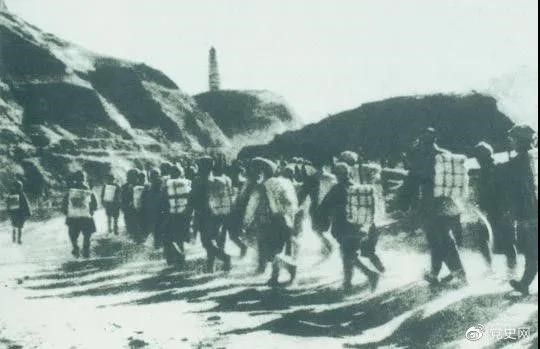 1947年3月19日，西北野戰(zhàn)軍撤離延安，進(jìn)行戰(zhàn)略轉(zhuǎn)移。